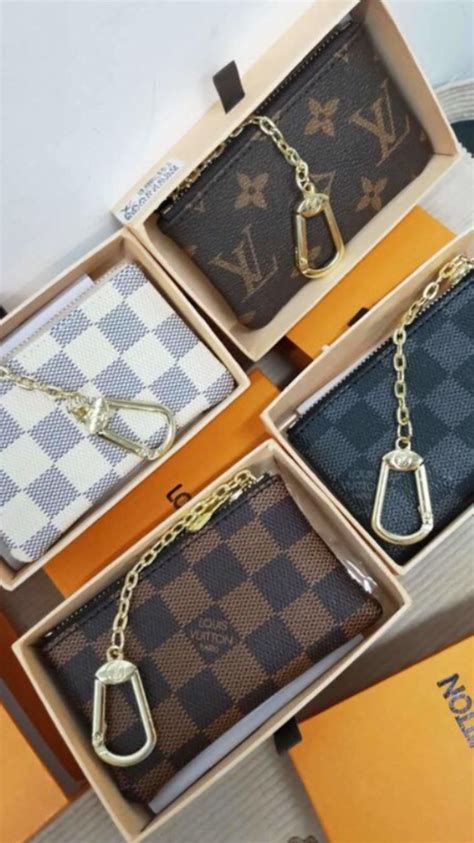 louis vuitton card wallet keychain|Louis Vuitton key pouch wallet.